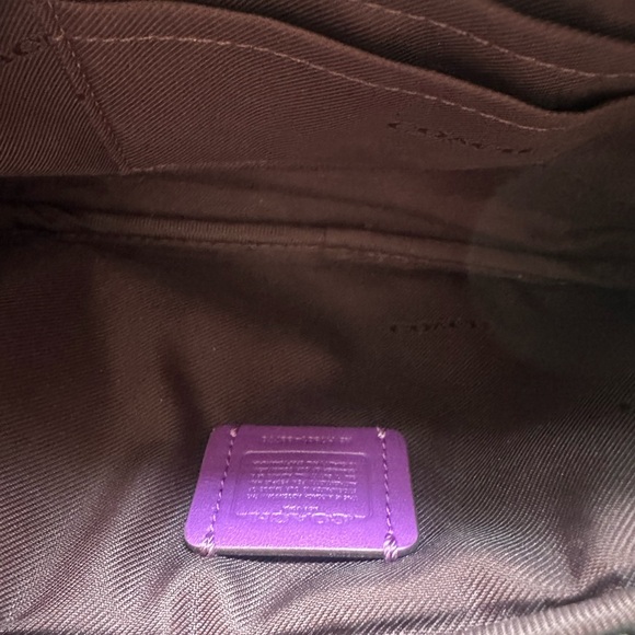 *RARE* Rexy and Carriage Rainbow Sadie Crossbody Bag with Rainbow Strap - Picture 4 of 14